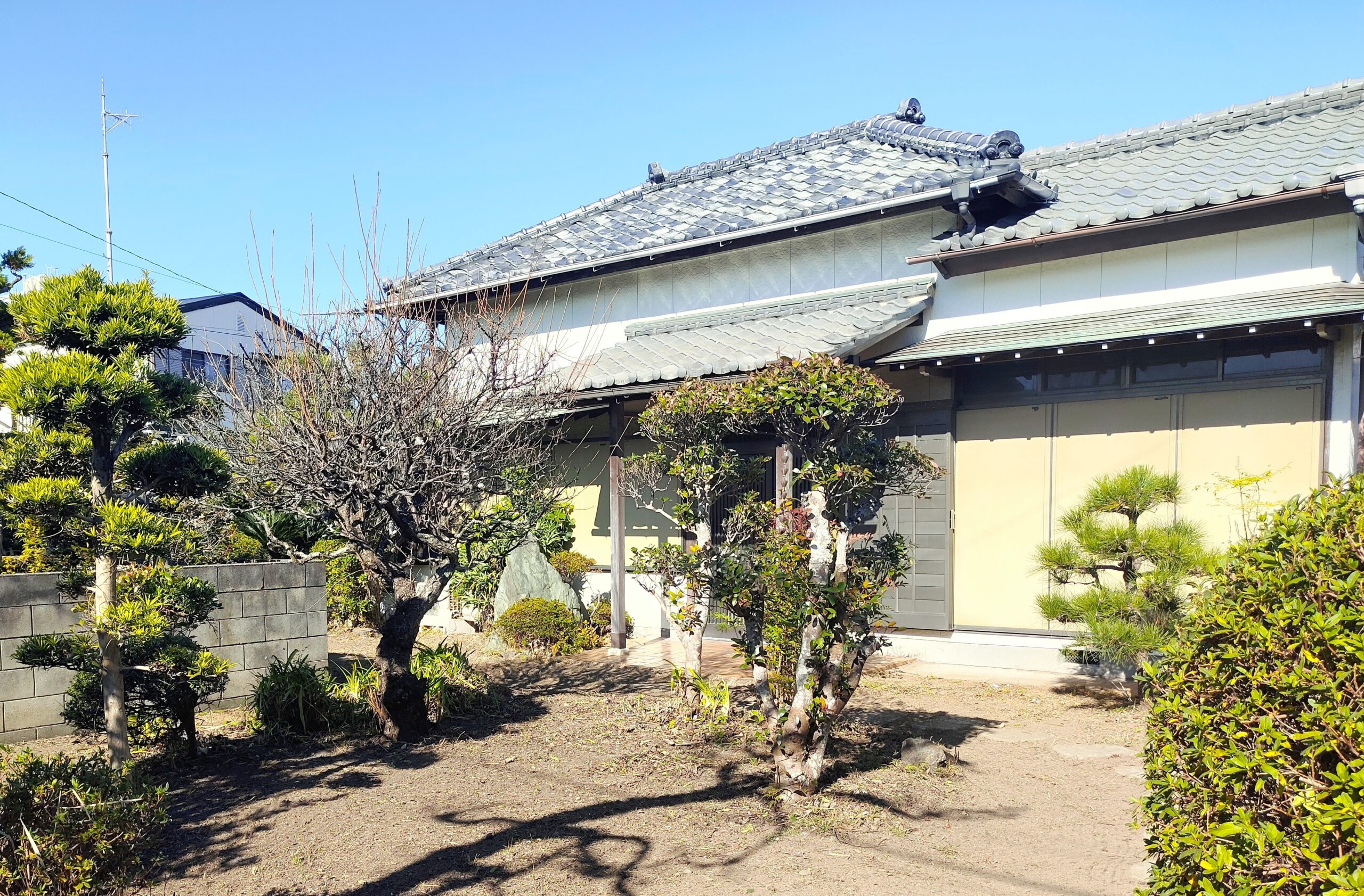 和モダン？ジャパンディ？昭和レトロ？畳、襖、障子、植木、美しい家。